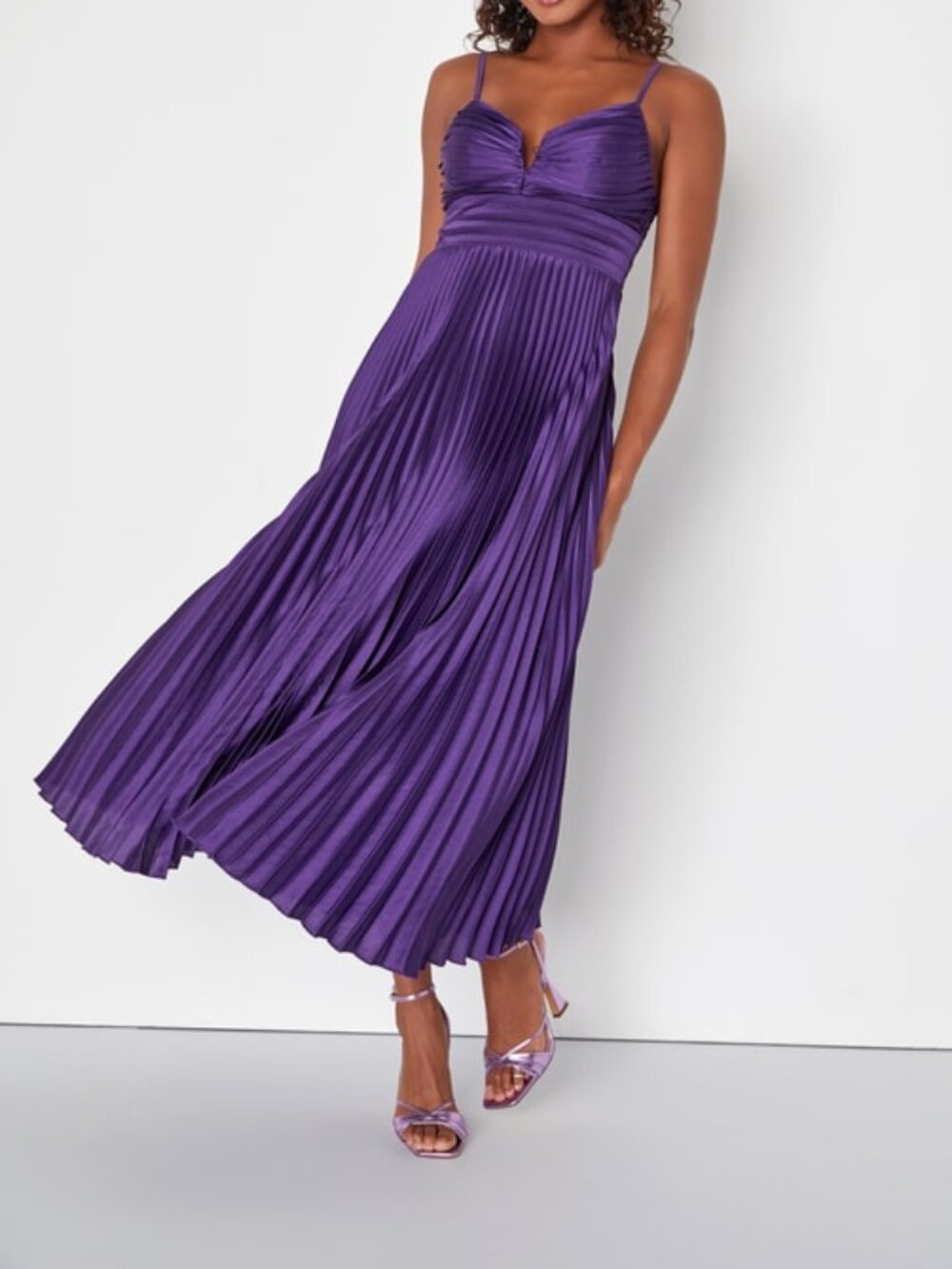 Lulu's Purple Pleated Midi Dress